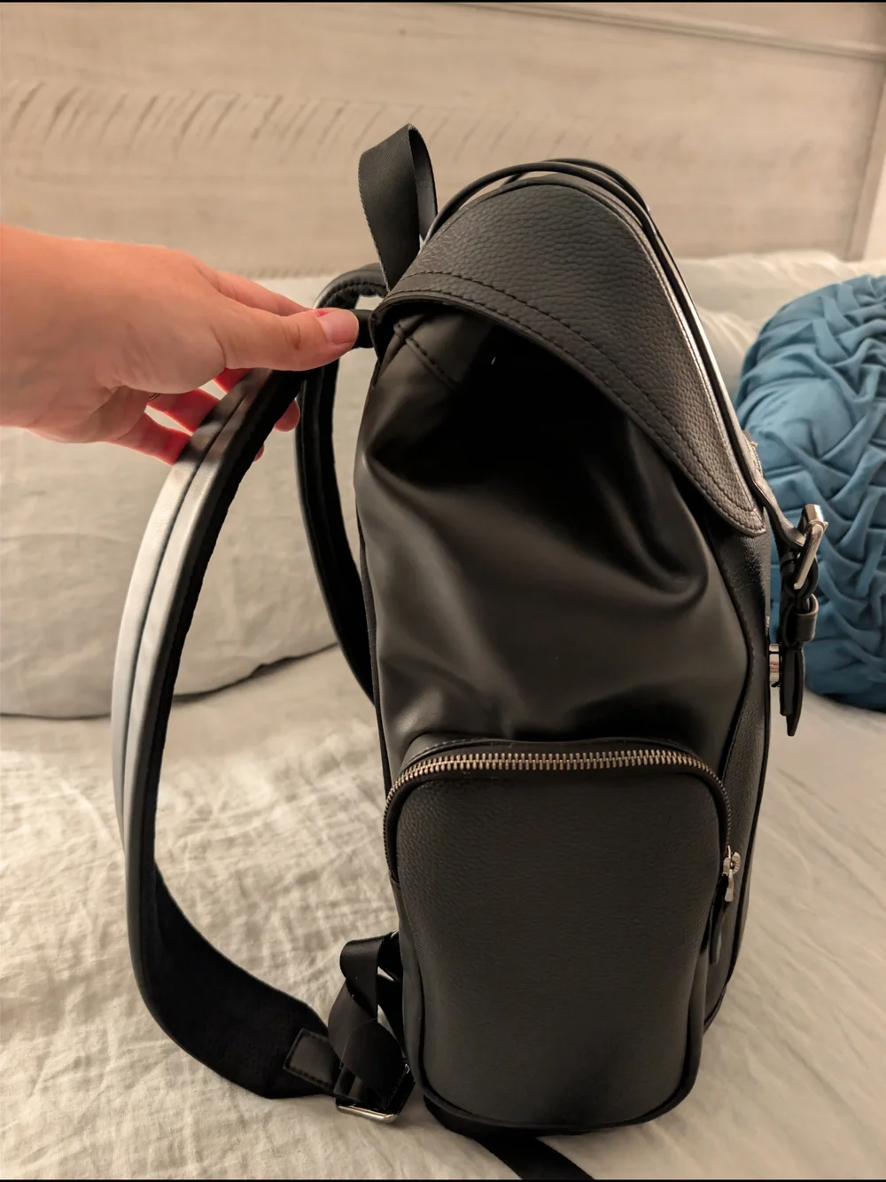 north face backpack under 40 The Recon Everyday Laptop Backpack, Duck Grn/New Taupe Grn, OSFA | Daypack, Water Repellent, Laptop Sleeve, 2 Water Bottle Pockets Disney Store Exclusive Robin Rod Option:562L along with a removable review-Mini Everyday Backpack